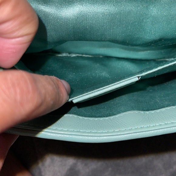 Preloved Gucci marmot green sequins excellent condition comes with dust bag - Picture 10 of 12